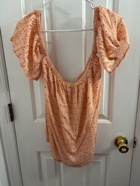 Floral Print off the shoulder Women's Top in Peach